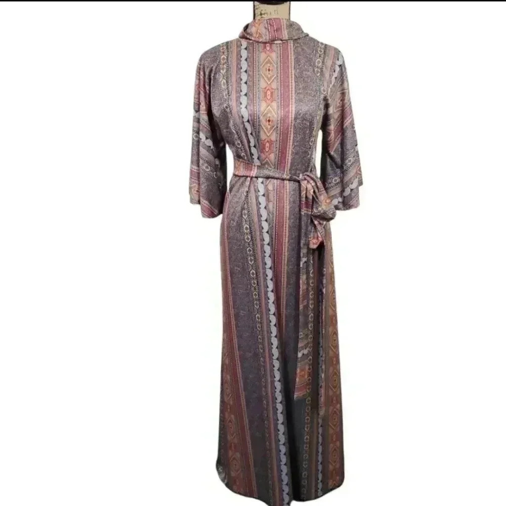 Vintage 70s Handmade Pashmina print dress. With pockets - Picture 4 of 8